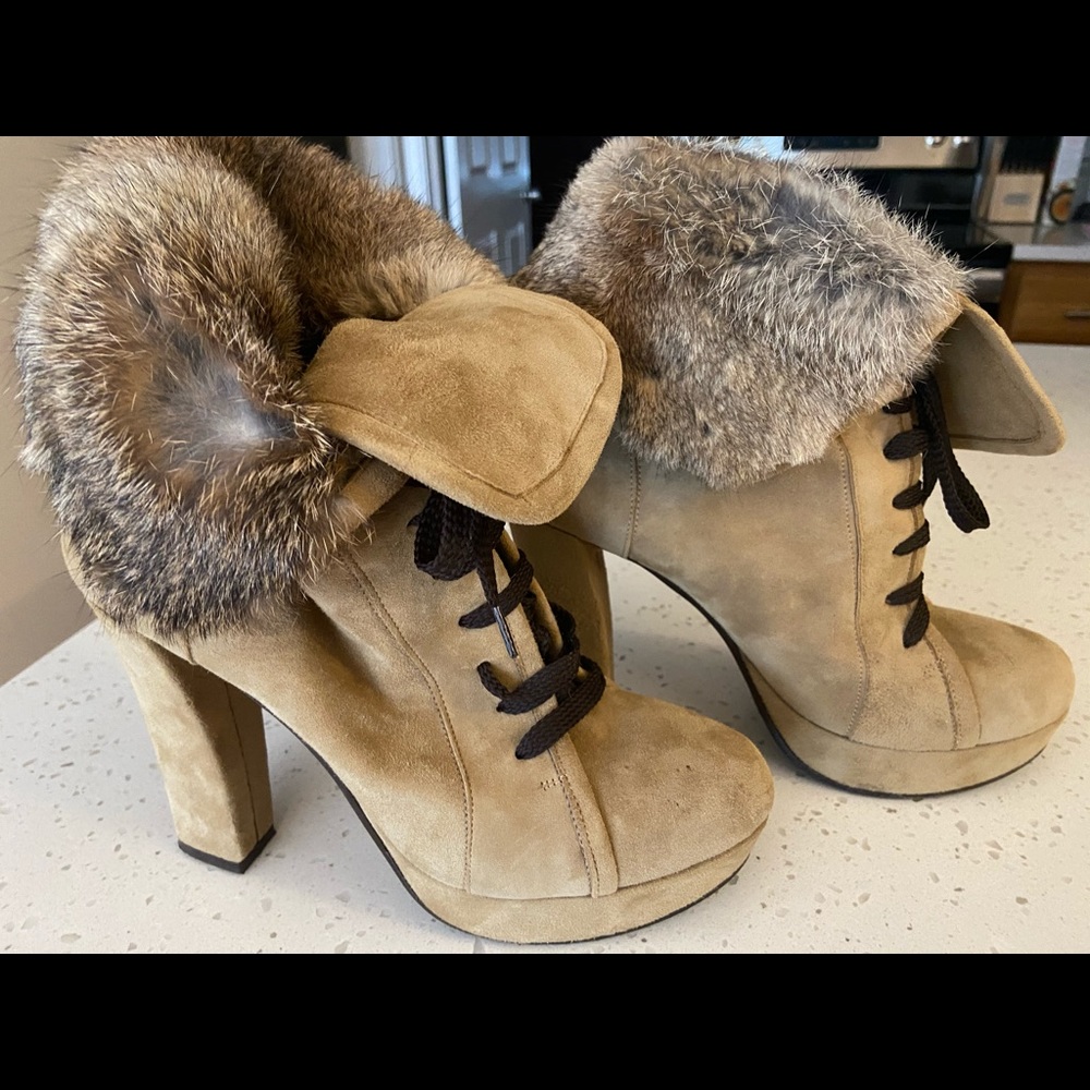 Carlo Pazolini Suede Bootie
